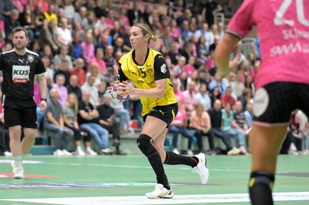 Lois Abbingh BVB Borussia Dortmund Handball, 05 TusSies Metzingen vs BVB Borussia Dortmund Handball, Handball, HBF, Playoff, Quarterfinal Game 2, Season 2024 2025, 26 04 2025 TusSies Metzingen vs BVB Borussia Dortmund Handball, Handball, HBF, Playoff, Quarterfinal Game 2, Season 2024 2025, 26 04 2025 Metzingen Copyright: xEibner-Pressefoto TobiasxBaurx EP_TBR