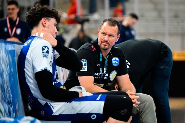 Bietigheim HBL 24 25 SG BBM Bietigheim THSV Eisenach f li Marko Grgic Eisenach , coach Misha Kaufmann Eisenach Bietigheim Bissingen Egetrans Arena Baden Württemberg Germany