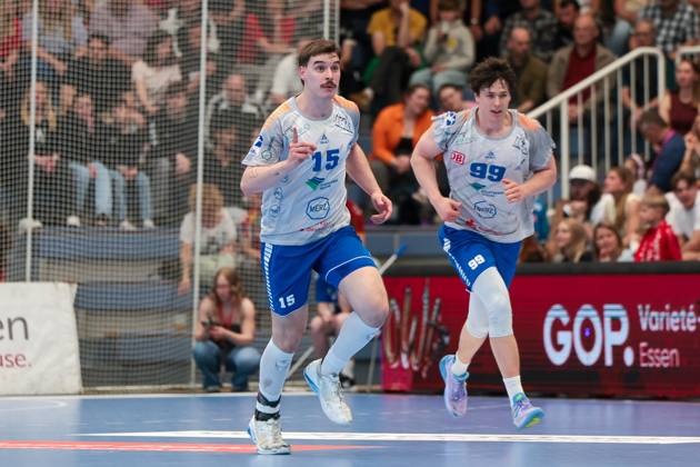 27 04 2025, 2 Handball Bundesliga, 29 Matchday, TuSEM Essen Dessau Rosslauer HV, f l Marcel Nowak Dessau Rosslauer HV 06 , Tillman Leu Dessau Rosslauer HV 06 , Essen Am Hallo NRW Germany xRHR PHOTO DEx Copyright: DennisxEwert RHR-FOTOx RHR-FOTO DE