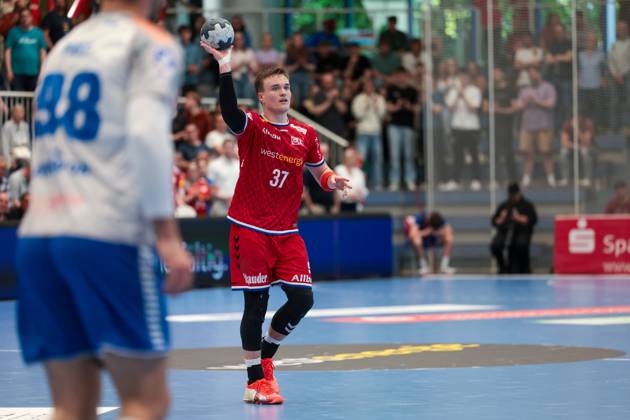 27 04 2025, 2 Handball Bundesliga, 29 Matchday, TuSEM Essen Dessau Rosslauer HV, Max Neuhaus TuSEM Essen , Essen Am Hallo NRW Germany xRHR PHOTO DEx Copyright: DennisxEwert RHR-FOTOx RHR-FOTO DE