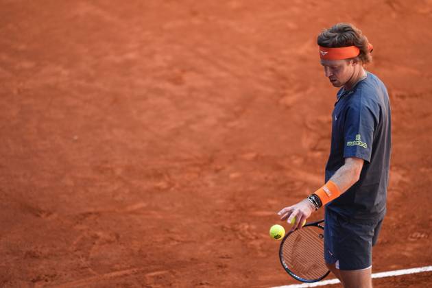April 27, 2025, Madrid, Madrid, Spain: Andrey Rublev of Russia in action against Aleksander Bublik of Kazakhstan during the Mutua Madrid Open 2025, ATP, Tennis Herren Masters 1000 and WTA, Tennis Damen 1000 tennis tournament, celebrated at Caja Magica on April 27, 2025 in Madrid, Spain. Madrid Spain - ZUMAOpen 20250427_zaa_a181_074 Copyright: xOscarxJ.xBarrosox