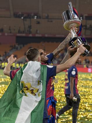 FC Barcelona, Barca Real Madrid CF. Copa del Rey. Final. Raphinha Dias Belloli and Fermin Lopez of FC Barcelona during the Copa del Rey match, Final, between FC Barcelona and Real Madrid CF played at La Cartuja Stadium on April 26, 2025 in Sevilla, Spain. Copyright: xPressinphotox AP_240428_BAR-RMA_506
