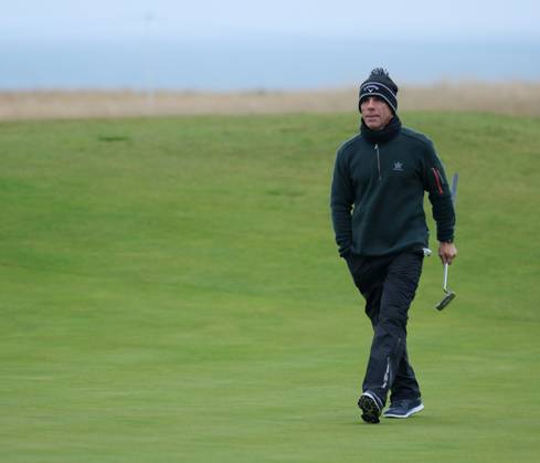 UK: The Alfred Dunhill Links Championship at Kingsbarns, St Andrews, Scotland on 30 September 2022 Pictured: Ex-footballer Gianfranco Zola on the 9th fairway at Kingsbarns during the second round of the Alfred Dunhill Links Championship 2022 St Andrews Fife Scotland Copyright: xAlexxToddx