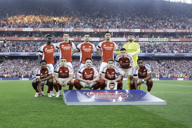 Arsenal FC v Paris Saint-Germain - UEFA Champions League Semi-final First Leg Players of Arsenal pose for a team photo before the UEFA Champions League semi-final first leg match between Arsenal and Paris Saint-Germain at Emirates Stadium in London, England, on April 29, 2025. Copyright: xTaiseixIwamotox