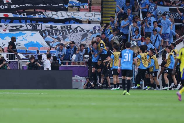 Al-Nassr FC vs Kawasaki Frontale - AFC Champions League Elite Semi Finals JEDDAH, SAUDI ARABIA - April 30: Yuto Ozeki of Team Kawasaki Frontale celebrates scoring their second goal during the AFC Champions League Elite Semi Finals match between Al-Nassr FC and Kawasaki Frontale at King Abdullah Sports City Stadium on April 30, 2025 in Jeddah, Saudi Arabia. Jeddah Saudi Arabia Copyright: xAbdullahxAhmedx