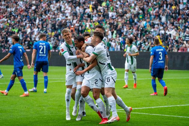 Goal celebration for 1 0 for Borussia Moenchengladbach by Fabia Chiarodia Borussia Moenchengladbach, 02 VfL Borussia Moenchengladbach vs TSG 1899 Hoffenheim, Football, 1 Bundesliga, Matchday 32, Season 2024 2025, 03 05 2025 DFL REGULATES PROHIBIT ANY USE OF PHOTOGRAPHS AS IMAGE SEQUENCES AND OR QUASI VIDEO VfL Borussia Moenchengladbach vs TSG 1899 Hoffenheim, Football, 1 Bundesliga, Matchday 32, Season 2024 2025, 03 05 2025 Moenchengladbach Copyright: xEibner-Pressefoto JustinxDerondex EP_JDU