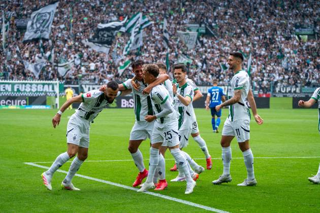 Goal celebration for 1 0 for Borussia Moenchengladbach by Fabia Chiarodia Borussia Moenchengladbach, 02 VfL Borussia Moenchengladbach vs TSG 1899 Hoffenheim, Football, 1 Bundesliga, Matchday 32, Season 2024 2025, 03 05 2025 DFL REGULATES PROHIBIT ANY USE OF PHOTOGRAPHS AS IMAGE SEQUENCES AND OR QUASI VIDEO VfL Borussia Moenchengladbach vs TSG 1899 Hoffenheim, Football, 1 Bundesliga, Matchday 32, Season 2024 2025, 03 05 2025 Moenchengladbach Copyright: xEibner-Pressefoto JustinxDerondex EP_JDU