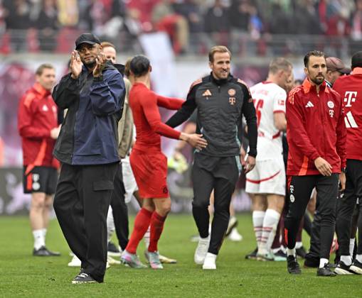 03 05 2025, Soccer 1 Bundesliga 2024 2025, Matchday 32, RB Leipzig FC Bayern Munich, in the Red Bull Arena Leipzig, Coach Vincent Kompany FC Bayern Munich pensive after the match DFL and DFB regulations prohibit any use of photographs as image sequences and or quasi video