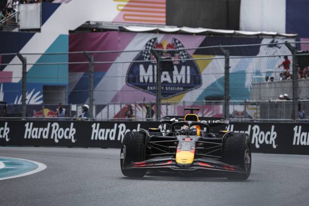 F1 - MIAMI GRAND PRIX 2025 01 VERSTAPPEN Max (nld), Red Bull Racing RB21, action during the Formula 1 Crypto.com Miami Grand Prix 2025, 6th round of the 2025 FIA Formula One World Championship, WM, Weltmeisterschaft from May 2 to 4, 2025 on the Miami International Autodrome, in Miami Gardens, Florida, United States of America - Miami GardensUnited States Copyright: xXavixBonillax