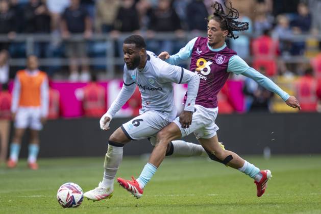 Burnley FC v Millwall FC - Sky Bet Championship Japhet Tanganga 6 of Millwall F.C. is challenged by Hannibal Mejbri 28 of Burnley FC during the Sky Bet Championship match between Burnley and Millwall at Turf Moor in Burnley, England, on May 3, 2025. Burnley Lancashire Copyright: xMIxNewsx originalFilename:0816155689st