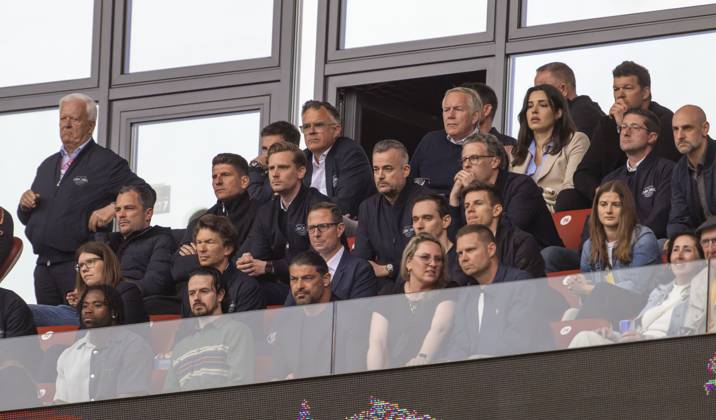 03 05 2025, Soccer 1 Bundesliga 2024 2025, Matchday 32, RB Leipzig FC Bayern Munich, in the Red Bull Arena Leipzig, VIP stand, club management RB Leipzig with Managing Director Sport Marcel Schäfer RB Leipzig , Mario Gomez Technical Director Red Bull Soccer , Johannes B Kerner with wife Alina, Michael Ballack,