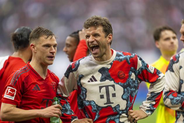 03 05 2025, Soccer 1 Bundesliga 2024 2025, Matchday 32, RB Leipzig FC Bayern Munich, in the Red Bull Arena Leipzig, the Bayern players after the match, Joshua Kimmich FC Bayern Munich with Thomas Müller FC Bayern Munich