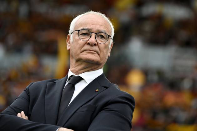 Claudio Ranieri, head coach of AS Roma, looks on during the Serie A football match between AS Roma and ACF Fiorentina at Olimpico stadium in Rome (Italy), May 4, 2025. andreaxstaccioli