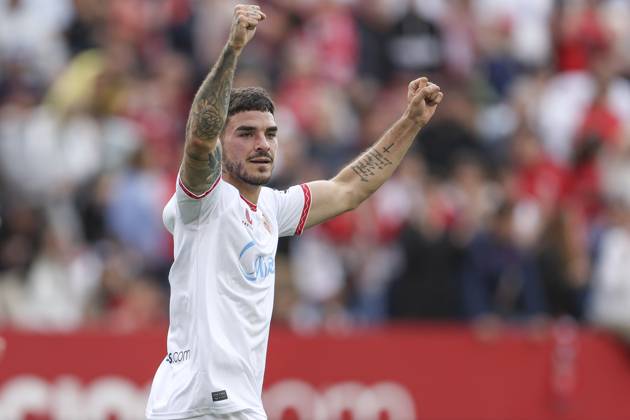 ESP: Sevilla FC-CD Leganes. La Liga EA Sports. Date 34. Isaac Romero of Sevilla FC during the La Liga EA Sports match between Sevilla FC and CD Leganes played at Ramon Sanchez Pizjuan Stadium on May 04, 2025 in Sevilla, Spain. kpng Copyright: xAntonioxPozox xPRESSINPHOTOx AP_240504_SEV_LEG_041