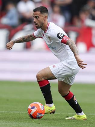 ESP: Sevilla FC-CD Leganes. La Liga EA Sports. Date 34. Jesus Joaquin Fernandez Suso of Sevilla FC during the La Liga EA Sports match between Sevilla FC and CD Leganes played at Ramon Sanchez Pizjuan Stadium on May 04, 2025 in Sevilla, Spain. kpng Copyright: xAntonioxPozox xPRESSINPHOTOx AP_240504_SEV_LEG_112
