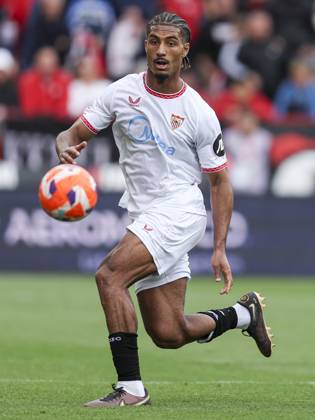 ESP: Sevilla FC-CD Leganes. La Liga EA Sports. Date 34. Loic Bade of Sevilla FC during the La Liga EA Sports match between Sevilla FC and CD Leganes played at Ramon Sanchez Pizjuan Stadium on May 04, 2025 in Sevilla, Spain. kpng Copyright: xAntonioxPozox xPRESSINPHOTOx AP_240504_SEV_LEG_113