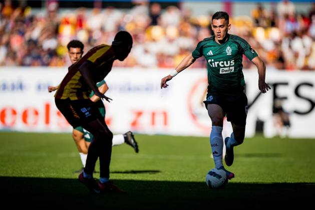 Standard s Sotiris Alexandropoulos pictured in action during a soccer match between KV Mechelen and Standard de Liege, Saturday 10 May 2025 in Mechelen, on day 8 (out of 10) of the Europe Play-offs of the 2024-2025 Jupiler Pro League first division of the Belgian championship. JASPERxJACOBS x123234451x