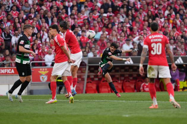 May 10, 2025, Lisbon, Portugal: Francisco Trincao of Sporting CP (C) seen in action during the Liga Portugal Betclic football match between SL Benfica and Sporting CP at Estadio da Luz. Final score; SL Benfica 1:1 Sporting CP. Lisbon Portugal - ZUMAs197 20250510_aaa_s197_353 Copyright: xBrunoxdexCarvalhox