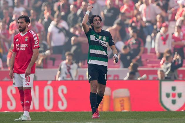 May 10, 2025, Lisbon, Portugal: Francisco Trincao of Sporting CP (C) celebrates a goal during the Liga Portugal Betclic football match between SL Benfica and Sporting CP at Estadio da Luz. Final score; SL Benfica 1:1 Sporting CP. Lisbon Portugal - ZUMAs197 20250510_aaa_s197_369 Copyright: xBrunoxdexCarvalhox