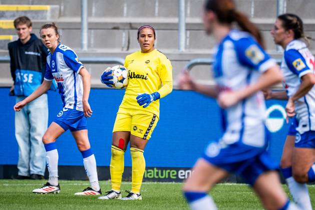 OB Q v HB Koge, Gjensidige Kvindeliga football, Odense, Denmark Odense, Denmark. 10th, May 2025. Goalkeeper Elizabeth White (1) of OB Q seen during the Gjensidige Kvindeliga match between OB Q and HB Koge at Nature Energy Park in Odense. Denmark, Odense Copyright: xGonzalesxPhoto KentxRasmussenx