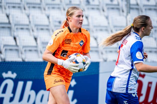 OB Q v HB Koge, Gjensidige Kvindeliga football, Odense, Denmark Odense, Denmark. 10th, May 2025. Goalkeeper Alberte Vingum (1) of HB Koge seen during the Gjensidige Kvindeliga match between OB Q and HB Koge at Nature Energy Park in Odense. Denmark, Odense Copyright: xGonzalesxPhoto KentxRasmussenx