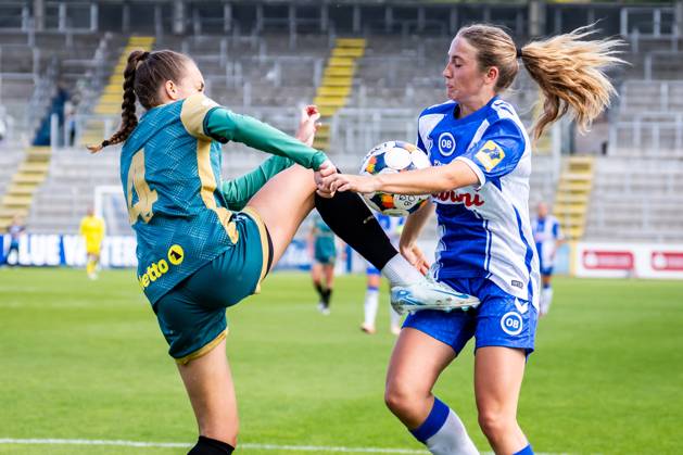OB Q v HB Koge, Gjensidige Kvindeliga football, Odense, Denmark Odense, Denmark. 10th, May 2025. Anna Bout (15) of OB Q and Selma Svendsen (4) of HB Koge seen during the Gjensidige Kvindeliga match between OB Q and HB Koge at Nature Energy Park in Odense. Denmark, Odense Copyright: xGonzalesxPhoto KentxRasmussenx