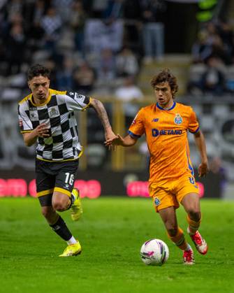 May 11, 2025, Porto, Guimaraes, Portugal: RODRIGO MORA from FC Porto seen on action during the Liga Portugal Betclic 2024 25 match between FC Porto and Boavista FC at Estadio do Bessa Sec XXI on May 11, 2025 in Porto, Portugal Porto Portugal - ZUMAl192 20250511_zsp_l192_025 Copyright: xMiguelxLemosx