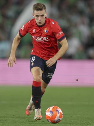 Real Betis-CA Osasuna. La Liga EA Sports match. Date 35 Pablo Ibanez of CA Osasuna during the La Liga EA Sports match between Real Betis v CA Osasuna played at Benito Villamarin Stadium on 11 May 2025 in Barcelona, Spain. kpng Copyright: xAntonioxPozox xPRESSINPHOTOx AP_240511_BET_OSA_953