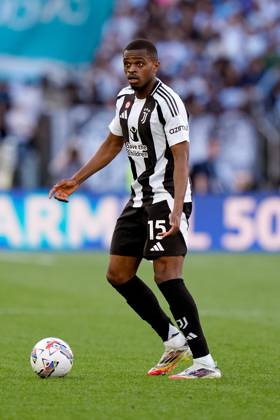 SS Lazio v Juventus FC - Serie A Enilive Pierre Kalulu of Juventus FC during the Serie A Enilive match between SS Lazio and Juventus FC at Stadio Olimpico on May 10, 2025 in Rome, Italy. Rome Stadio Olimpico Lazio Italy Copyright: xGiuseppexMaffiax SerieA_Lazio-Juventus_100525_BRU8938