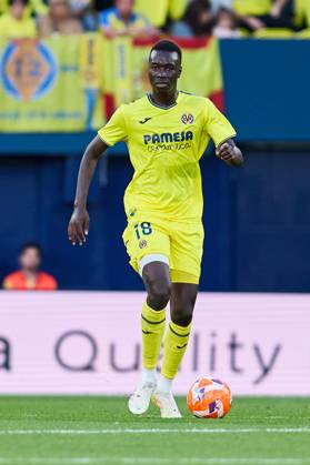 LaLiga EA Sports, Villarreal v Leganes VILLARREAL, SPAIN - MAY 14: Pape Gueye Left-Back of Villarreal CF runs with the ball during the LaLiga EA Sports match between Villarreal FC and Leganes at Estadio de la Ceramica on May 14, 2025 in Villarreal, Spain. (Photo by Jose Torres Photo Players Images Magara Press) Villarreal Estadio de la Ceramica Spain Copyright: xJosexTorresx