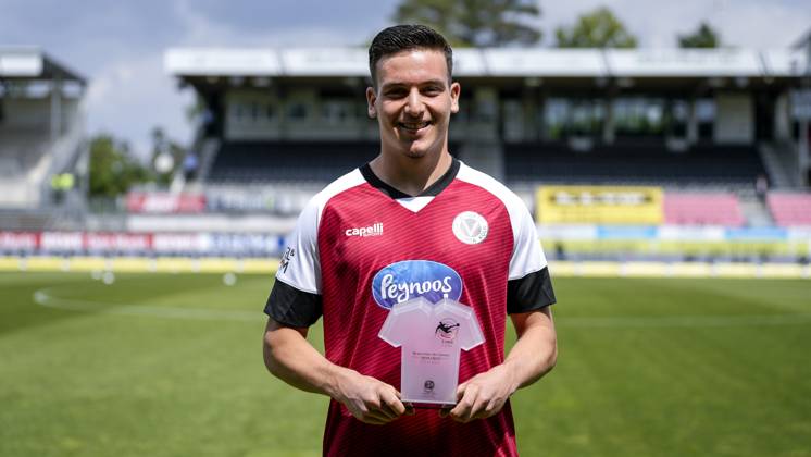 Fußball, 3. Liga, Viktoria Köln, Said El Mala erhält Auszeichnung als Newcomer des Jahres