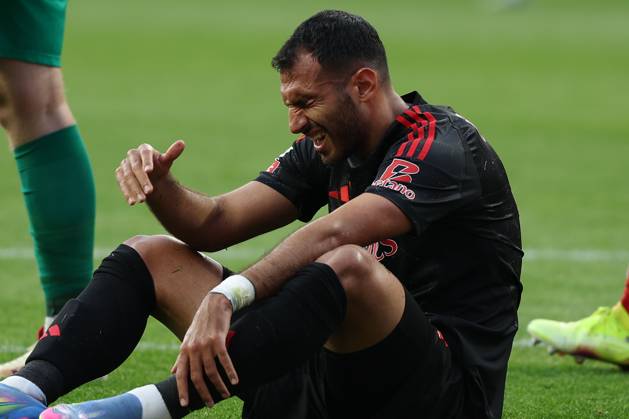 Braga, Portugal 17 05 2025 xJAx Liga Portugal Betclic Sporting Clube de Braga SL Benfica v l , Vangelis Pavlidis S L Benfica disappointed, disappointed looking, dissapointed, sad, frustrated, frustrated, frustrated after end of match Copyright: JoaquimxFerreira
