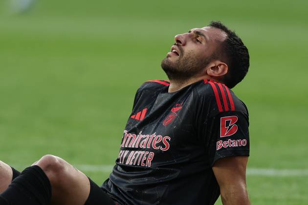 Braga, Portugal 17 05 2025 xJAx Liga Portugal Betclic Sporting Clube de Braga SL Benfica v l , Vangelis Pavlidis S L Benfica disappointed, disappointed looking, dissapointed, sad, frustrated, frustrated, frustrated after end of match Copyright: JoaquimxFerreira