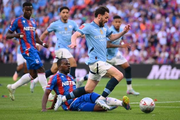 Football - 2024 2025 Emirates FA Cup - Final - Crystal Palace vs Manchester City - Wembley Stadium - Saturday 17th May 2025. Manchester City s Bernardo Silva fouled by Crystal Palace s Tyrick Mitchell leading to a penalty missed by Omar Marmoush. COLORSPORT Ashley Western
