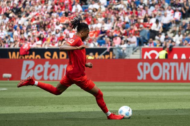 Goal for 0 1 by Michael Olise FC Bayern Muenchen, 17 , Free kick, GOAL, GER, TSG 1899 Hoffenheim vs FC Bayern Muenchen, Football, Men, 1 Bundesliga, Matchday 34, Season 2024 2025, 17 05 2025, DFL DFB REGULATES PROHIBIT ANY USE OF PHOTOGRAPHS AS IMAGE SEQUENCES AND OR QUASI VIDEO, GER, TSG 1899 Hoffenheim vs FC Bayern Muenchen, Football, Men, 1 Bundesliga, Matchday 34, Season 2024 2025, 17 05 2025 Sinsheim Copyright: xEibner-Pressefoto WolfgangxFrankx EP_WFK