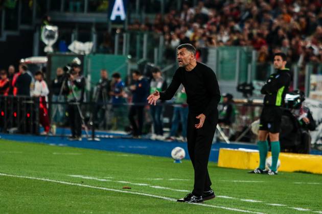Sergio Sergio Conceicao coach of AC Milan during AS Roma vs AC Milan, Italian soccer Serie A match in Rome, Italy, May 18 2025 Copyright: xRaffaelexConti IPAxSportx xipa-agency.netx xx IPA_57896115 IPA_Agency_IPA57896115