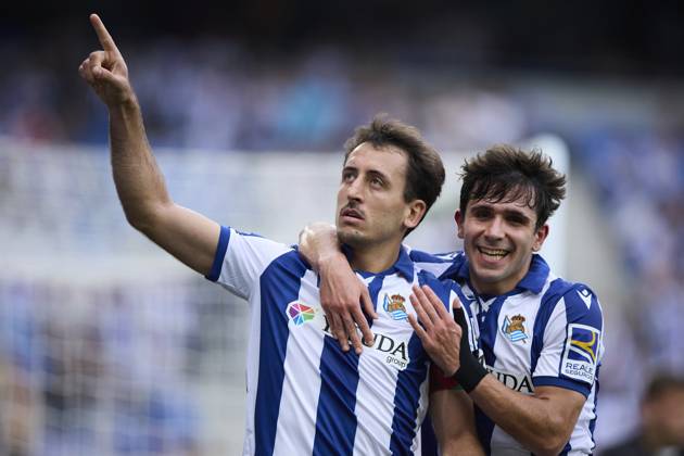 Real Sociead v Girona FC - LaLiga EA Sports Mikel Oyarzabal of Real Sociedad celebrates after scoring goal during the LaLiga EA Sports match between Real Sociedad and Girona FC at Reale Arena on May 18, 2025, in San Sebastian, Spain. San Sebastian Reale Arena Basque Country Spain RL_RSOvGFC_000019 Copyright: xRicardoxLarreinax
