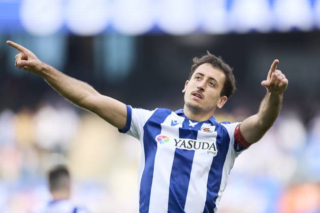 Real Sociead v Girona FC - LaLiga EA Sports Mikel Oyarzabal of Real Sociedad celebrates after scoring goal during the LaLiga EA Sports match between Real Sociedad and Girona FC at Reale Arena on May 18, 2025, in San Sebastian, Spain. San Sebastian Reale Arena Basque Country Spain RL_RSOvGFC_000024 Copyright: xRicardoxLarreinax