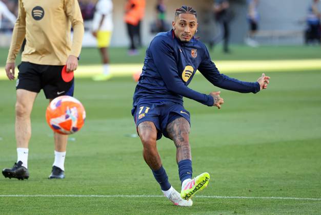 FC Barcelona, Barca v Villarreal CF - La Liga EA Sports Raphinha Dias trains during the match between FC Barcelona and Villarreal CF, corresponding to week 37 of LaLiga EA Sports, at the Olympic Stadium Lluis Companys in Barcelona, Spain, on May 18, 2025. Barcelona Barcelona Spain Copyright: xUrbanandsportx originalFilename:urbanandsport-fcbarcel250518_npDhZ