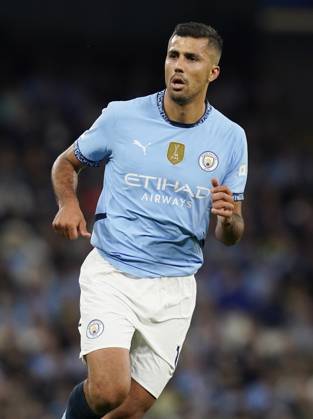 Manchester, England, 20th May 2025. Rodri of Manchester City during the Manchester City vs AFC Bournemouth Premier League match at the Etihad Stadium, Manchester. Picture credit should read: Andrew Yates Sportimage EDITORIAL USE ONLY. No use with unauthorised audio, video, data, fixture lists, club league logos or live services. Online in-match use limited to 120 images, no video emulation. No use in betting, games or single club league player publications. SPI_094_AY_MAN_CITY_BOURNEMOUTH SPI-3952-0091