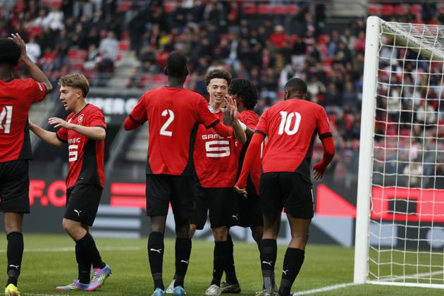 FOOTBALL : Rennes vs AS Monaco - Challenge Espoirs 2025 - Finale - 21 05 2025 Isiaka Soukouna and his team of Stade Rennais during the Challenge Espoirs 2025, Final football match between Stade Rennais and AS Monaco on 21 May 2025 at Roazhon Park in Rennes, France - Photo Julien Kammerer PsnewZ RennesFrance Copyright: xJulienxKammererx