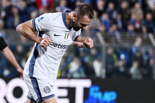 Db Como 23 05 2025 - campionato di calcio serie A Como-Inter foto Daniele Buffa Image nella foto: esultanza gol Stefan de Vrij