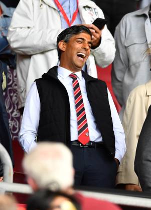 Southampton v Arsenal, Premier League, Football, St. Marys Stadium, Southampton, Hampshire, UK - 25 May 2025 Ex Prime Minister and Southampton fan Rishi Sunak is seen in the stands Southampton St Marys Stadium Hampshire GBR, UK NEWSPAPERS OUT Copyright: xMarkxEnfieldx