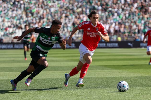 Lisboa, Portugal 25 05 2025 xJAx Taca de Portugal Generali Tranquilidade SL Benfica Sporting Clube de Portugal v l , Geny Catamo Sporting Clube de Portugal , Alvaro Fernandez Carreras S L Benfica , duel, action, action, battles for the ball Copyright: JoaquimxFerreira