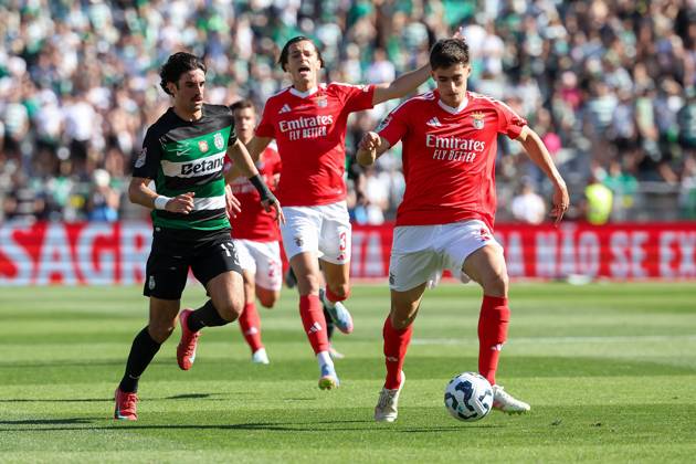 Lisboa, Portugal 25 05 2025 xJAx Taca de Portugal Generali Tranquilidade SL Benfica Sporting Clube de Portugal v l , Francisco Trincao Sporting Clube de Portugal , Antonio Silva S L Benfica Zweikampf, Action, Aktion, Battles for the Ball Copyright: JoaquimxFerreira