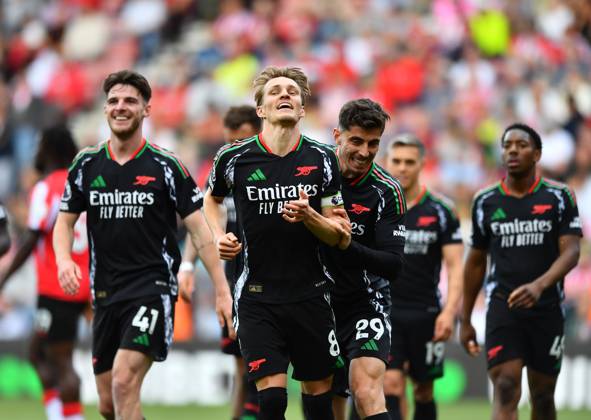 Southampton v Arsenal, Premier League, Football, St. Marys Stadium, Southampton, Hampshire, UK - 25 May 2025 Martin Odegaard of Arsenal celebrates scoring his teams second goal making the score 1-2 Southampton St Marys Stadium Hampshire GBR, UK NEWSPAPERS OUT Copyright: xMarkxEnfieldx