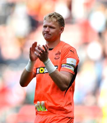 Southampton v Arsenal, Premier League, Football, St. Marys Stadium, Southampton, Hampshire, UK - 25 May 2025 Aaron Ramsdale of Southampton at full time. Southampton St Marys Stadium Hampshire GBR, UK NEWSPAPERS OUT Copyright: xMarkxEnfieldx