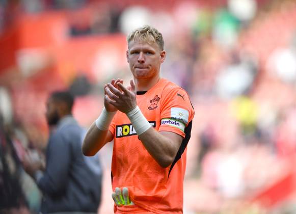 Southampton v Arsenal, Premier League, Football, St. Marys Stadium, Southampton, Hampshire, UK - 25 May 2025 Aaron Ramsdale of Southampton at full time. Southampton St Marys Stadium Hampshire GBR, UK NEWSPAPERS OUT Copyright: xMarkxEnfieldx