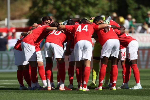 Lisboa, Portugal 25 05 2025 xJAx Taca de Portugal Generali Tranquilidade SL Benfica Sporting Clube de Portugal v l , The SL Benfica team makes a circle before the game, cohesion, motivation, team spirit Copyright: JoaquimxFerreira