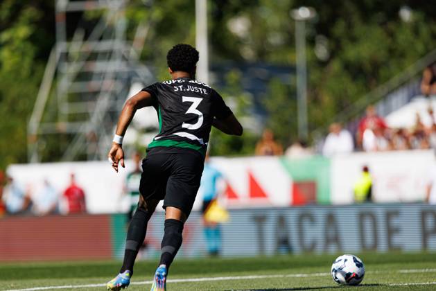 Jeremiah St. Juste seen during Taca de Portugal 2025 final game between teams of SL Benfica and Sporting CP (Maciej Rogowski) Lisboa Estadio Nacional Jamor Portugal Copyright: xMaciejxRogowskix tacadeportugal2025gamefull-120